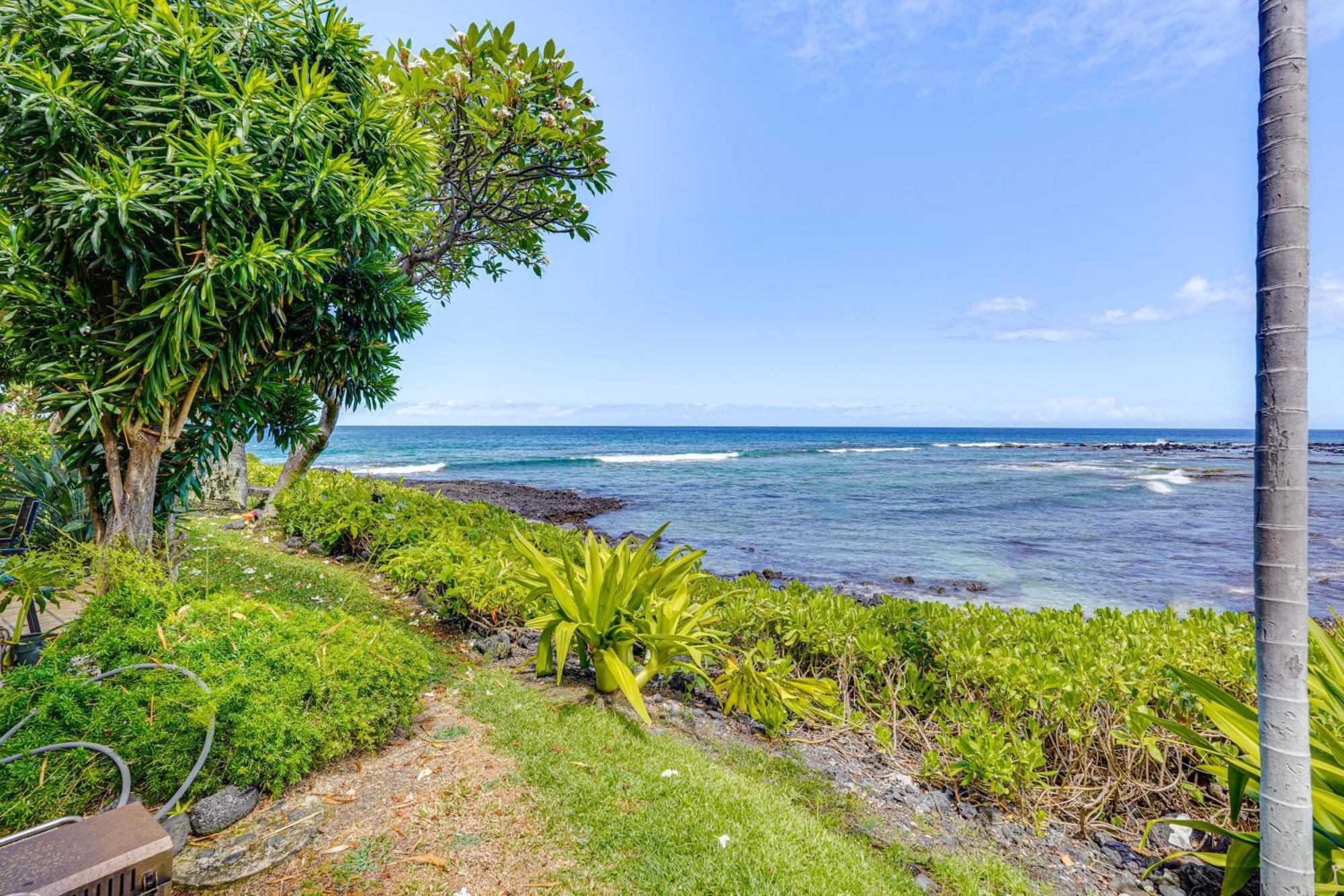 Ultimate Oceanfront Townhome Located On Kona Coast Kailua-Kona Exterior photo