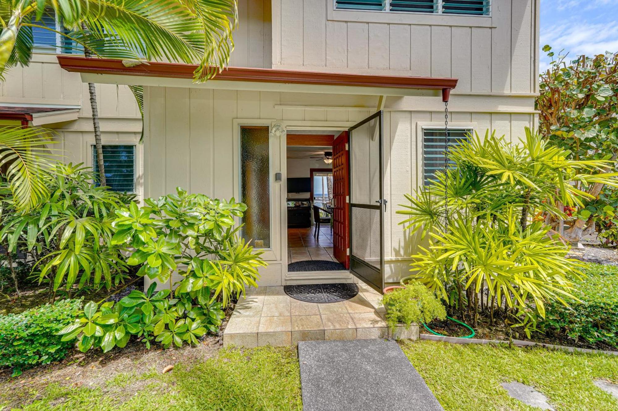 Ultimate Oceanfront Townhome Located On Kona Coast Kailua-Kona Exterior photo