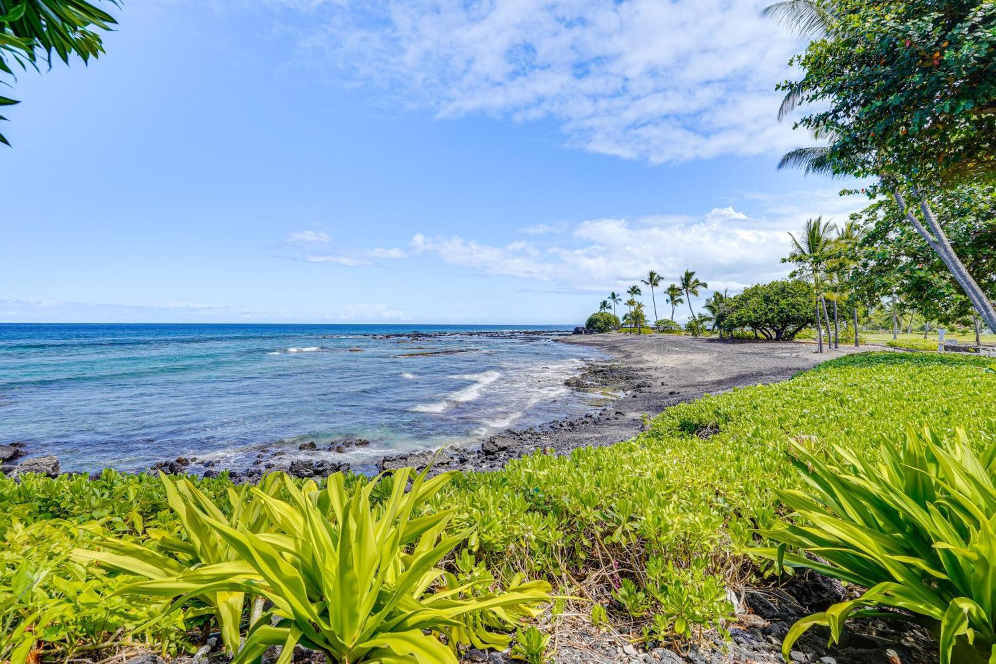 Ultimate Oceanfront Townhome Located On Kona Coast Kailua-Kona Exterior photo